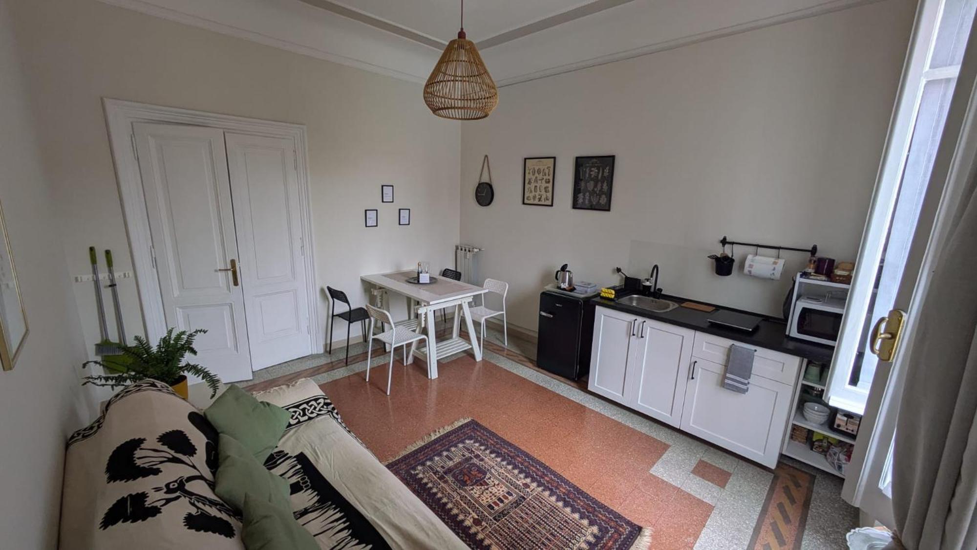 Giuliana32 Apartment
